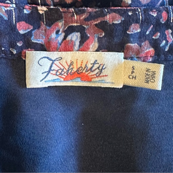 Faherty Silk Cotton Sage Wood Blouse - Stargaze Bloom - Size Small - Picture 9 of 11